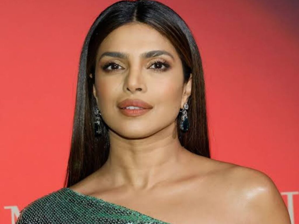 Priyanka Chopra gets a Heartwarming Welcome from New York friends!